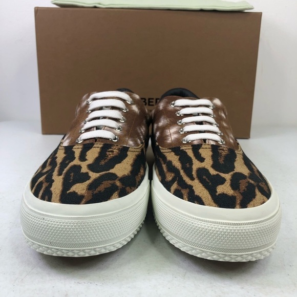 BURBERRY Men’s Leo Bambi Skate Sneaker Shoes - Picture 3 of 8